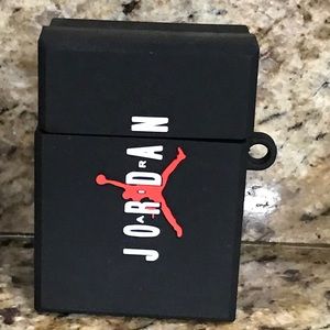 airpod protevtive case withkey chain